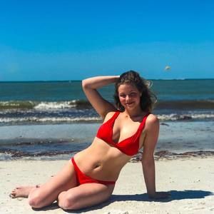 Meet your Posher, Paige